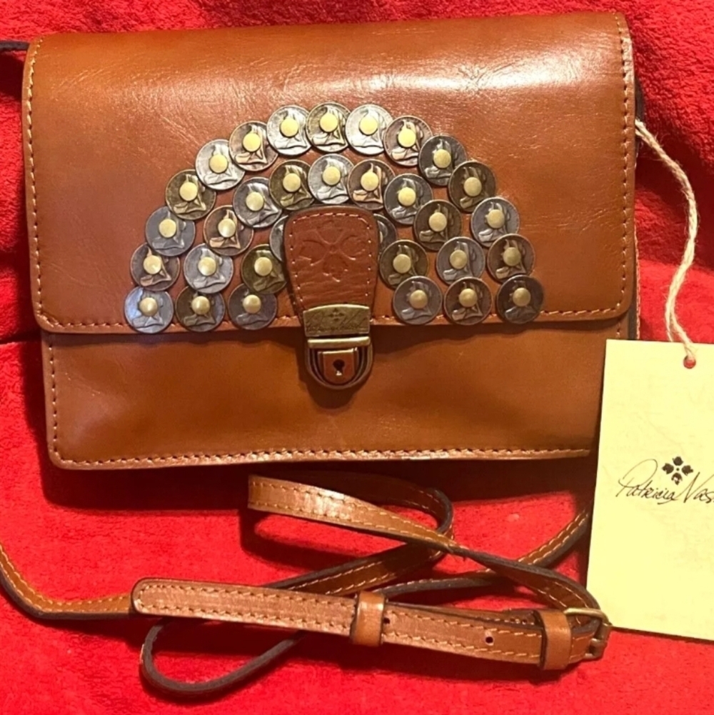 Patricia Nash Lanza Smooth Veg Tan Leather Studded Coin Crossbody Bag NWT